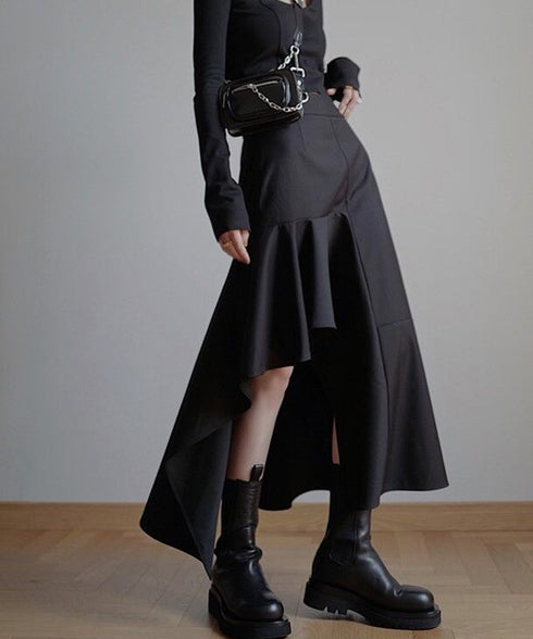 Asymmetric Flare Hem Skirt